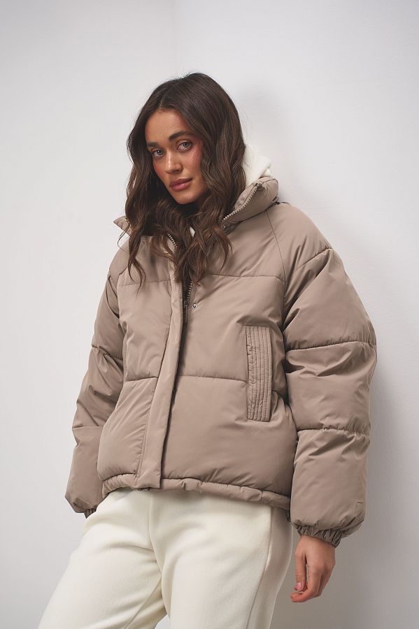 Пуховик вкорочений на замку бежевий PUVK25/3 #RU# Пуховик укороченный на замке бежевый PUVK25/3 № 1