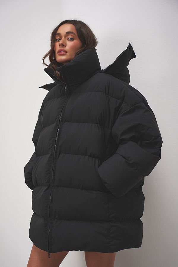 Пуховик зимовий подовжений чорний KZR25POD/4 #RU# Пуховик зимний удлиненный черный KZR25POD/4 № 1