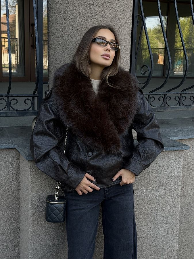 Куртка з еко-шкіри на ґудзиках з хутром коричнева 10015/012 #RU# Куртка из эко-кожи на пуговицах с мехом коричневая 10015/012 № 1