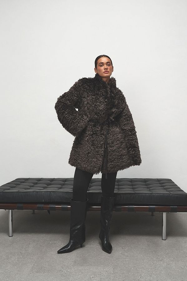 Шубка подовжена коричнева 19421/5 № 1