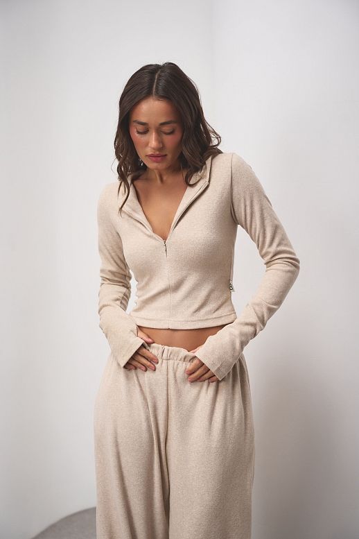 Костюм приталений із замком утеплений світло-бежевий - №2