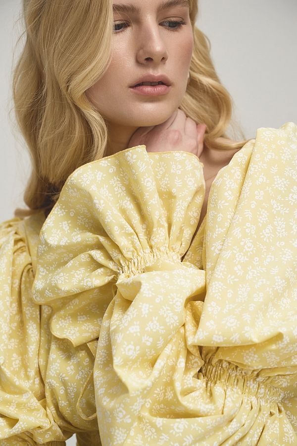 Сукня з пишними рукавами жовта в білі квіти Д0121/26 № 3