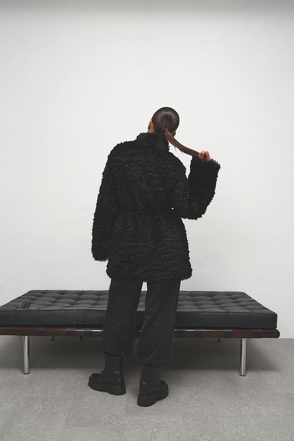 Шубка подовжена чорна 19421/2 № 4