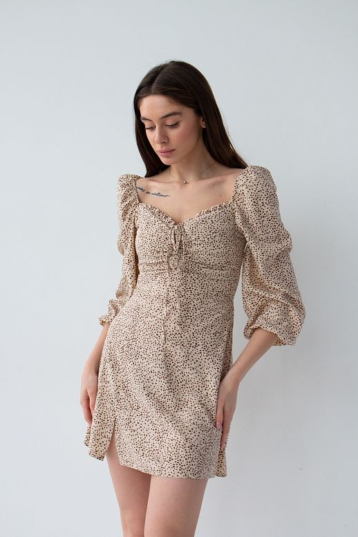 Сукня міні з роспіркою бежевий в крапочку