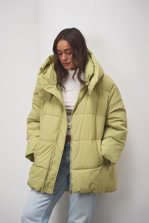 Пуховик подовжений на замку з капюшоном салатовий