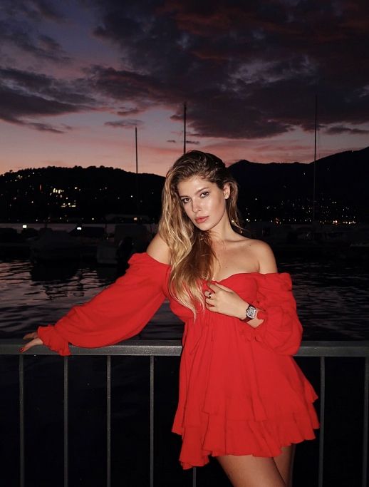 Сукня міні муслінова з рюшами червона