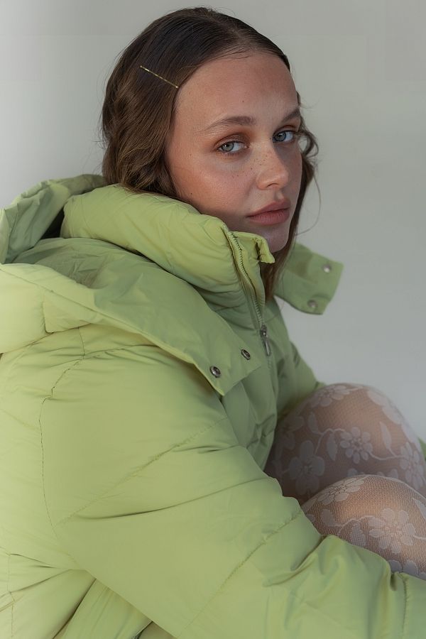 Пуховик подовжений на замку з капюшоном салатовий PDK/2 #RU# Пуховик удлиненный на замке с капюшоном салатовый PDK/2 № 3