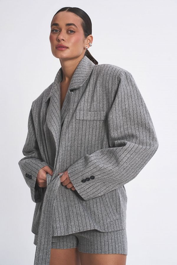 Костюм у смужку піджак та шорти сірий SU26/2 #RU# Костюм в полоску пиджак и шорты серый SU26/2 № 7